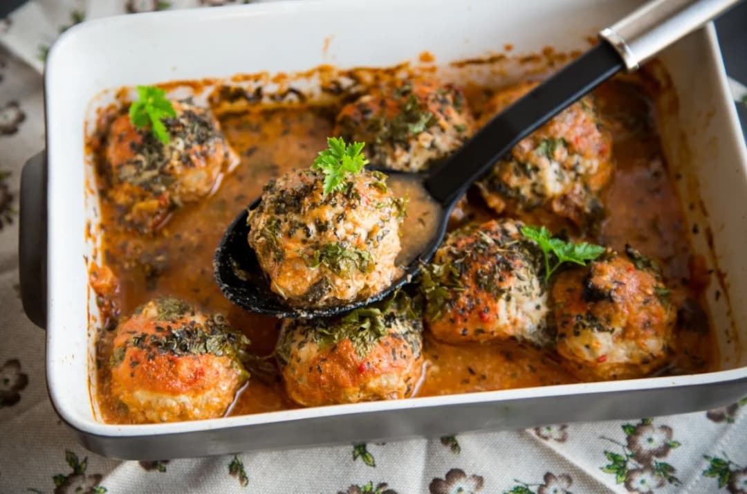 Pomysły na obiad z mielonego – szybkie i smaczne przepisy dla rodziny